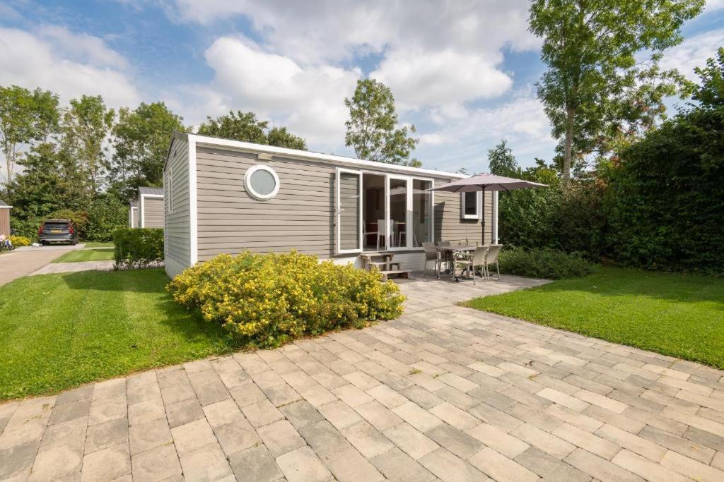 Camping De Uitwijk De Heen Bagian luar foto